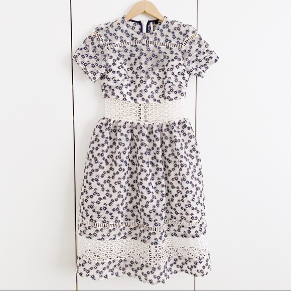 Topshop Limited Edition Daisy Dress - Picture 4 of 8